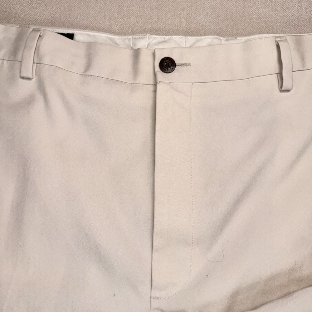 ORVIS Brand Pants 44x30 Men's Off-White Khaki Style Tapered Leg - Picture 2 of 7